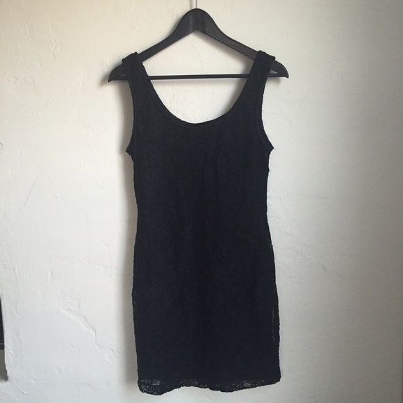 Black Sleeveless Lace Dress - Picture 1 of 2