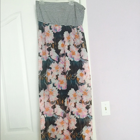 Strapless maxi dress