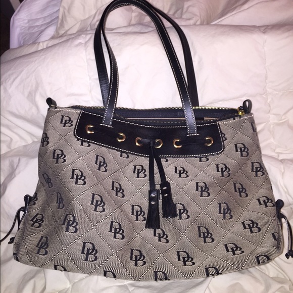 Dooney and Bourke shoulder bag