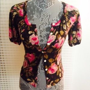 Ann Taylor flower sweater 🌸🌻🌸