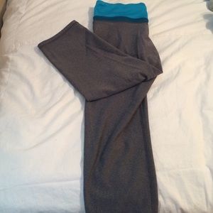 Champion fitted Capri yoga pants