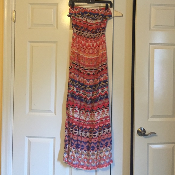 Multicolor Charlotte Russe Maxi Dress Size Medium