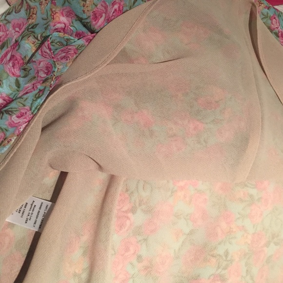 🎀 NWT 🎀 NAVEN REBEL ROSE DRESS - Picture 4 of 4