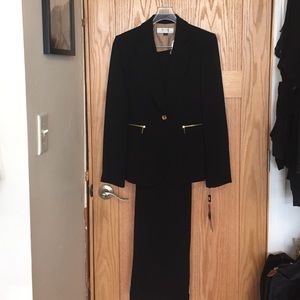 NWT Tahari Pant Suit