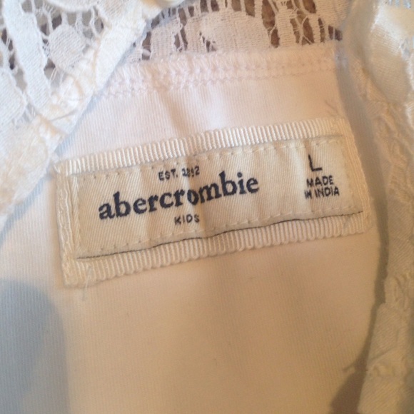 lace dress - Picture 4 of 4