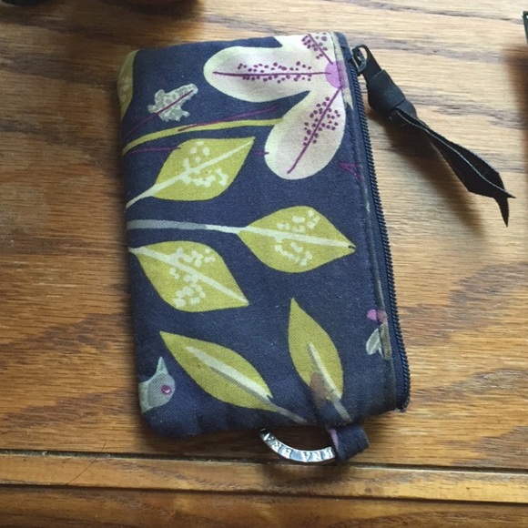 Vera Bradley wallet - Picture 2 of 5