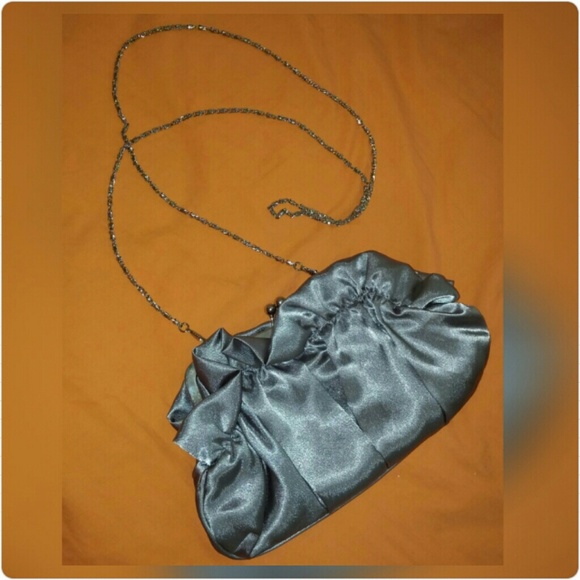 👛 Shining satin clutch or handbag