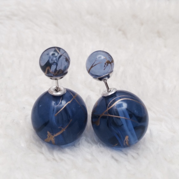 Jewelry - Brand new. Double sided earrings