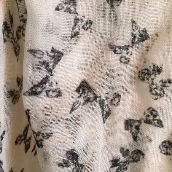 Bow Pattern Scarf - Picture 2 of 2