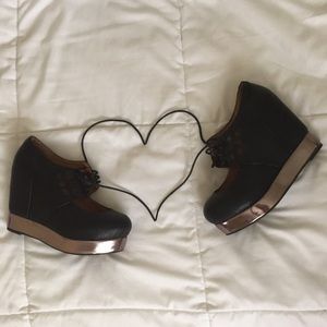 Jeffrey Campbell 'Raid' Platforms