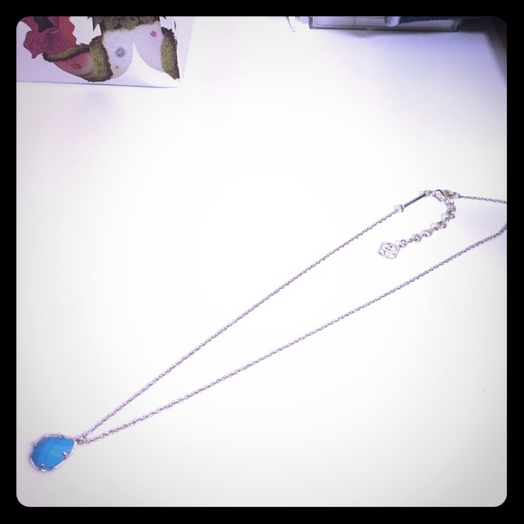 Blue pendant Kendra Scott