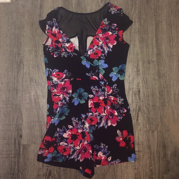 Black/Floral Romper - Picture 2 of 2