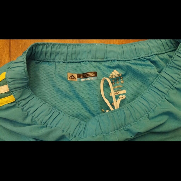 Adidas running shorts - Picture 3 of 3