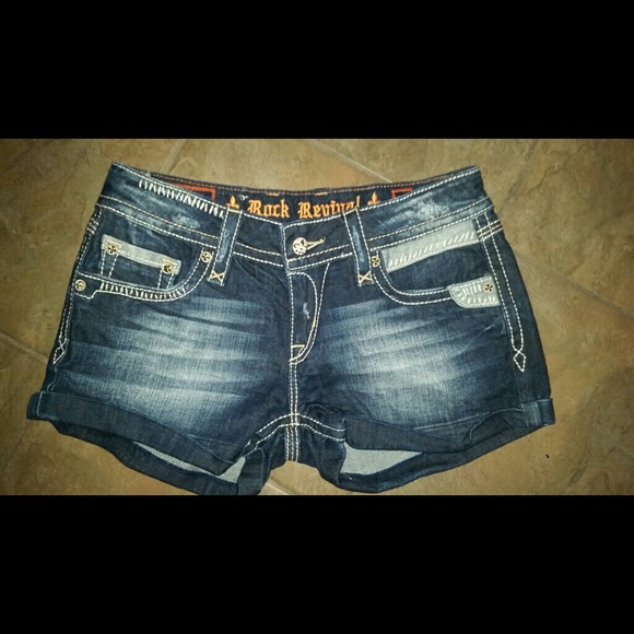 WOMEN'S ROCK REVIVAL  jean shorts siE 29 - Picture 3 of 3