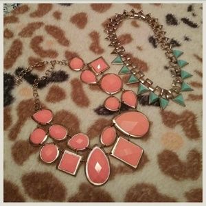Forever 21 necklace pink \ peach!