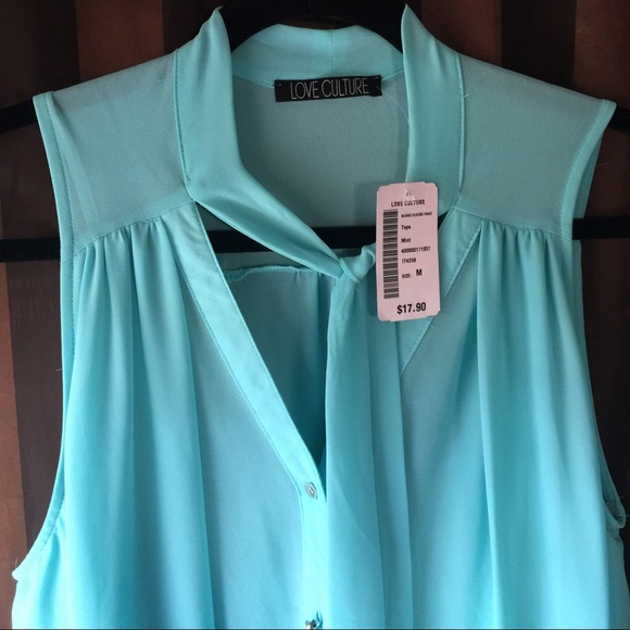NEW Teal with Silver Shiny Buttons Summer Blouse - Picture 2 of 4