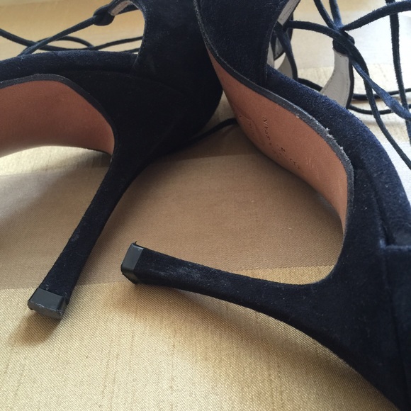 SOLD! Strappy black suede Charles David - Picture 3 of 4