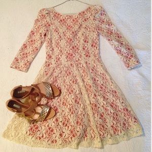 Pretty lace dress!