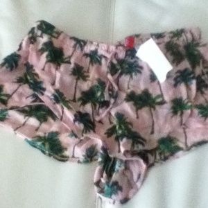 Palm trees shorties