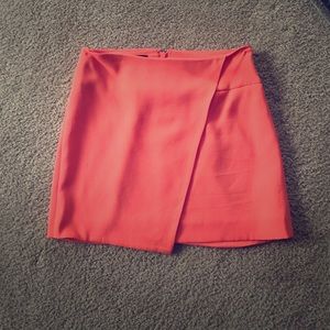 Bebe skirt