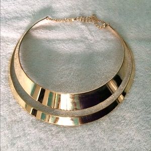 Cutout Collar Necklace💕