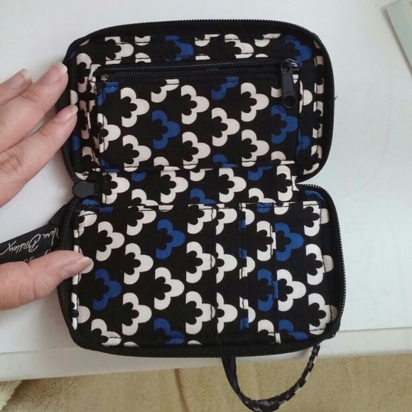 Vera Bradley Wristlet in Canterberry Cobalt