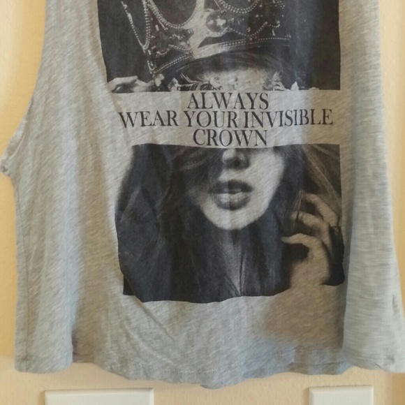 Cutoff top! - Picture 2 of 2