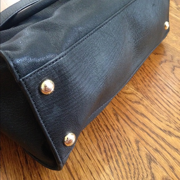 Michael Kors Hamilton Purse - Picture 2 of 3