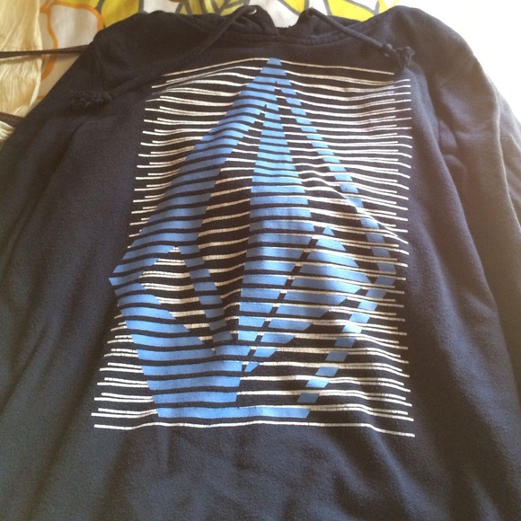 Volcom hoodie!!🚨