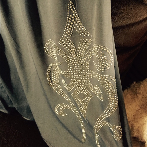 Dress - Picture 3 of 4