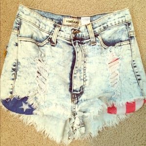Distressed high waisted shorts