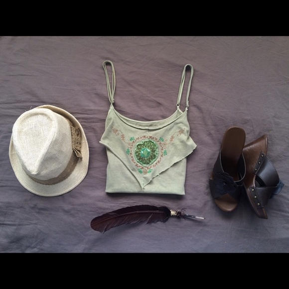 Boho spaghetti strap shirt. I make Bundles!