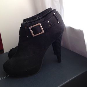 Michael antonio black boots