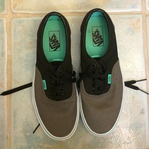 Vans Sneakers