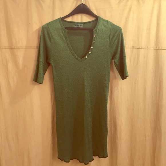 Michael stars maternity v-neck