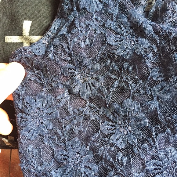 Crop top bundle - Picture 2 of 4