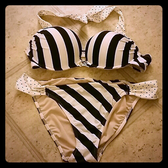 Victoria Secret Bombshell bikini