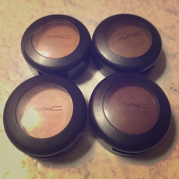 4 Mac eyeshadows