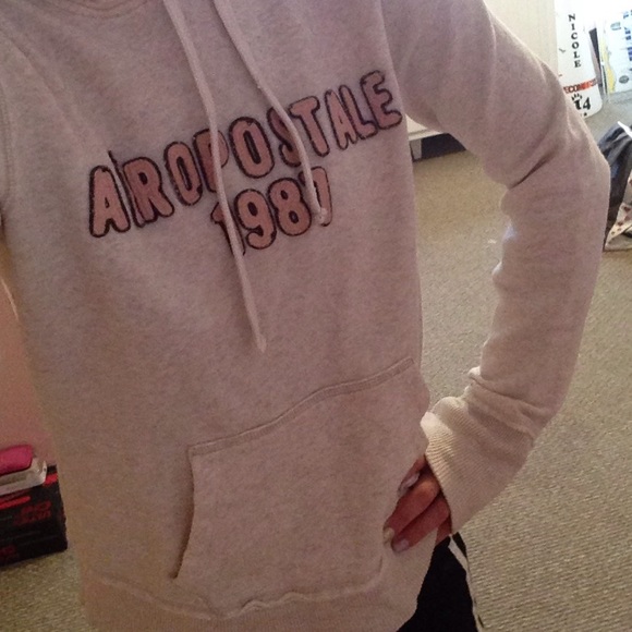 Aeropostale sweatshirt