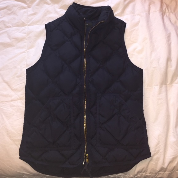 J crew navy puffer vest