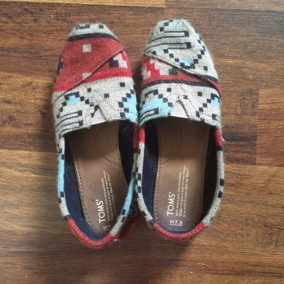 TOMS Classics Killim Pattern