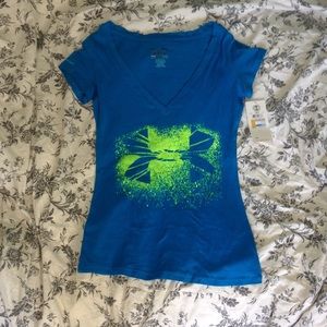 Under Armour v neck, medium NWT