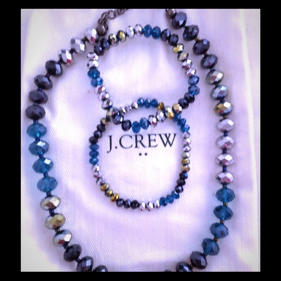 Necklace & Braclets