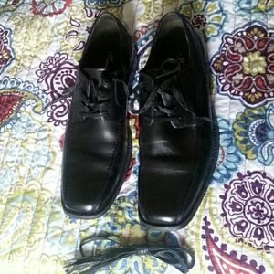 Kenneth Cole mens shoes