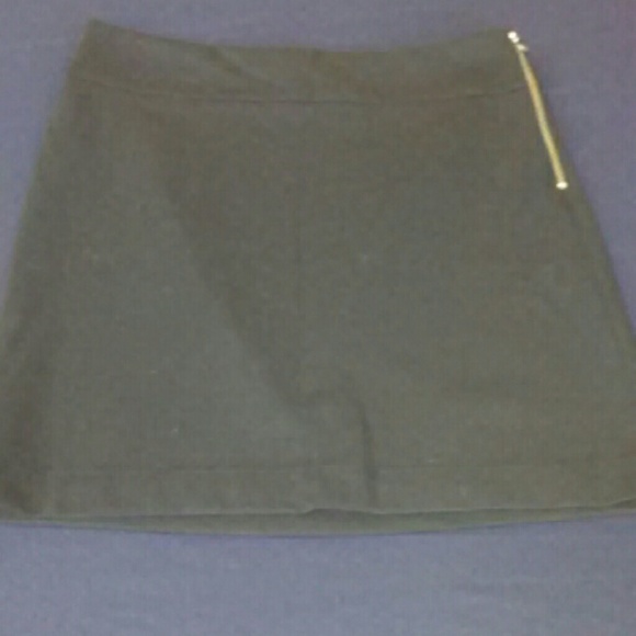 Navy blue knee length skirt with side zipper