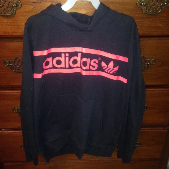 🌸Adidas sweater