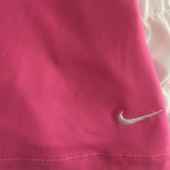 Pink Nike top - Picture 3 of 4