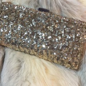 Gold sequin clutch!