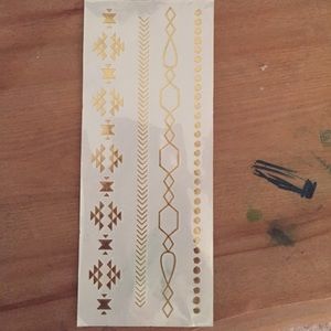 NEXT PERSON TO PURCHASE GETS THESE FREE