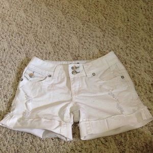 Amethyst white shorts
